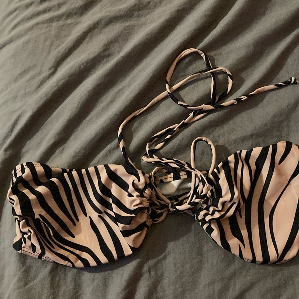 Bathing suit top